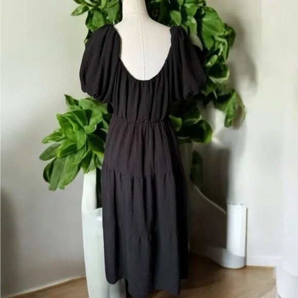 Astr The Label Black Smocked Tiered Midi Dress ( Size M) - Picture 3 of 6